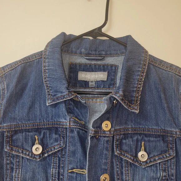 Bagatelle Boho Flower Embroidery Jean Jacket - Picture 9 of 16